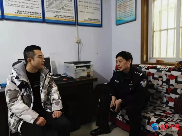 落实“百万警进千万家”，老街派出所交巡防大队到辖区运输企业进行安全检查